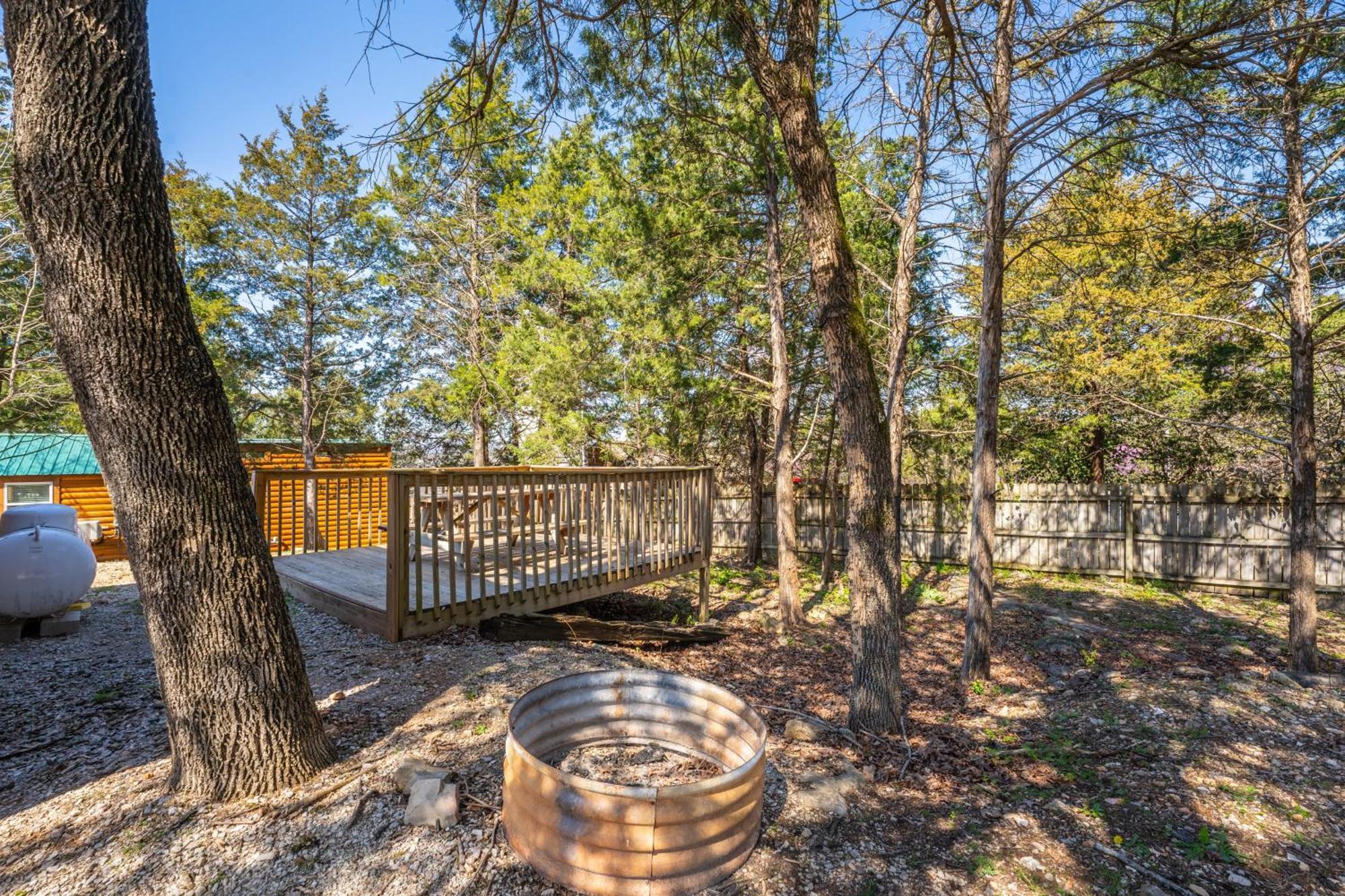 Indian Point Cabin 4 Near Sdc, Branson, Table Rock Lake المظهر الخارجي الصورة
